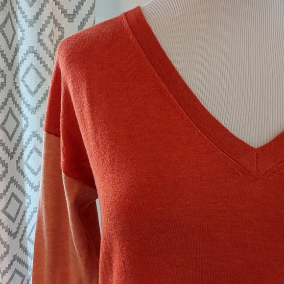 Lacoste Womens Sweater Size S/38 Salmon Orange Deep V-Neck Colorblock Cotton - Picture 2 of 9